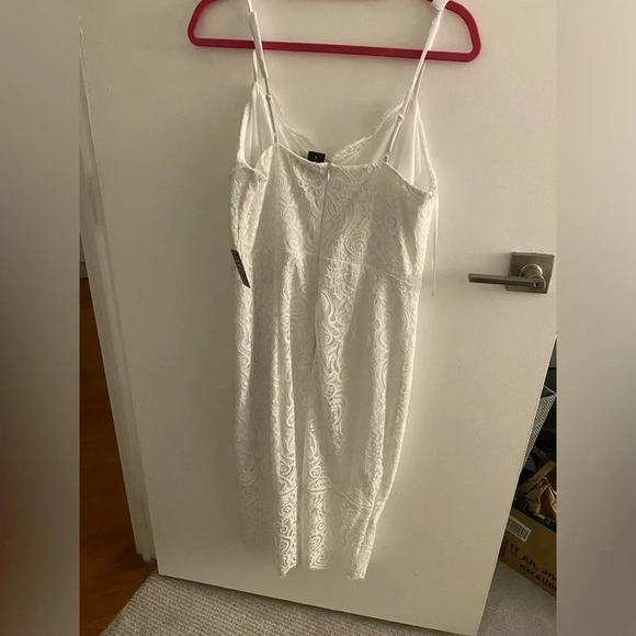 Beautiful white lace dress - Picture 5 of 5